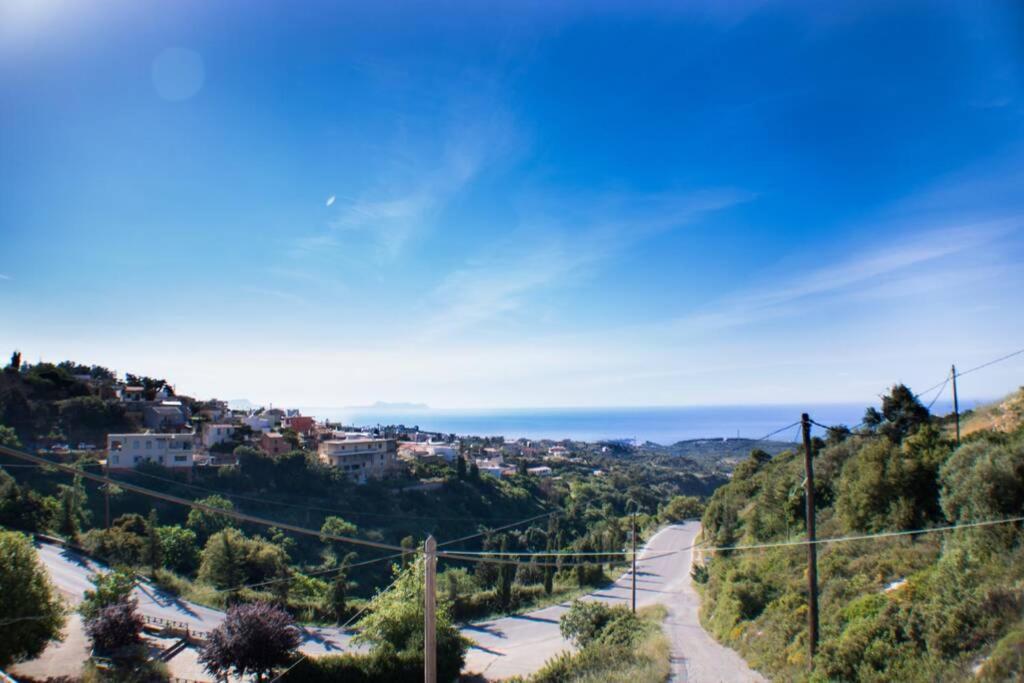 Villa Ventus, 40Sqm Private Pool & Hot Tub! Roussospítion エクステリア 写真