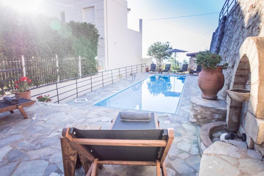 Villa Ventus, 40Sqm Private Pool & Hot Tub! Roussospítion エクステリア 写真