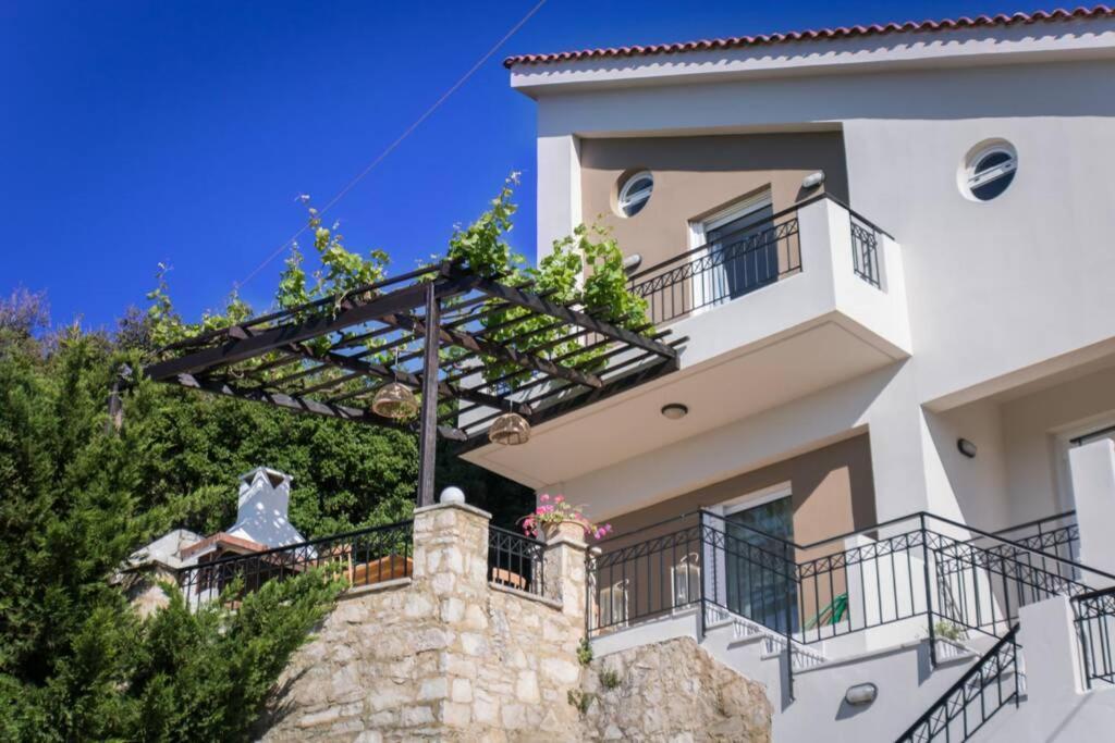 Villa Ventus, 40Sqm Private Pool & Hot Tub! Roussospítion エクステリア 写真
